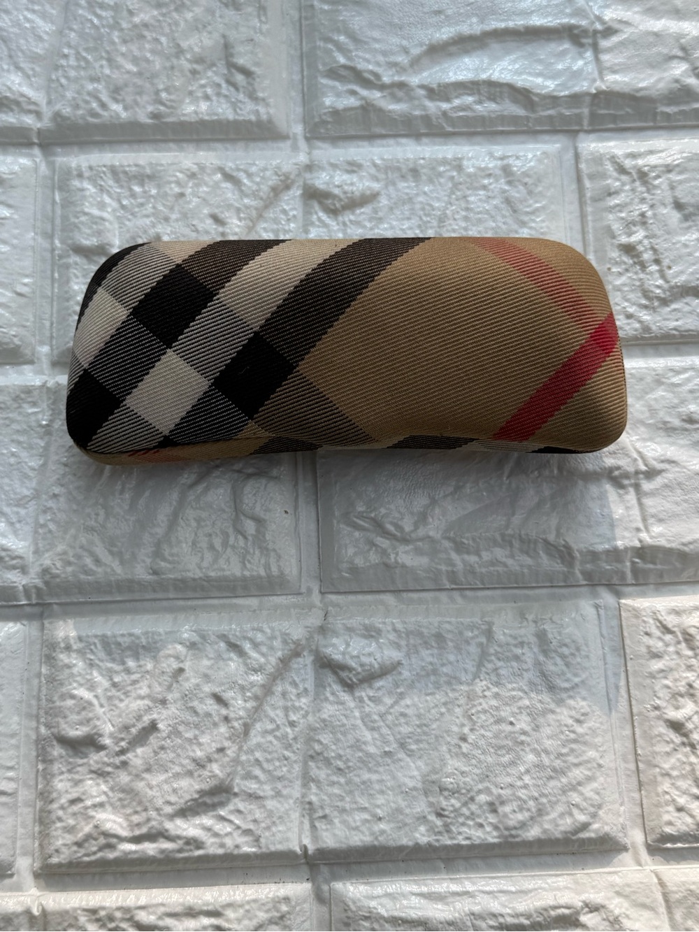 Vintage Burberry clamshell hard sunglasses case